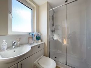 En-Suite- click for photo gallery